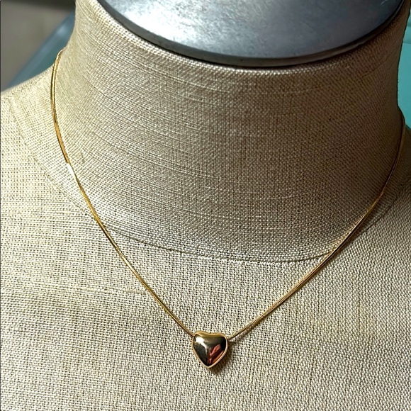 None Jewelry - Gold Heart Pendant Necklace‎
